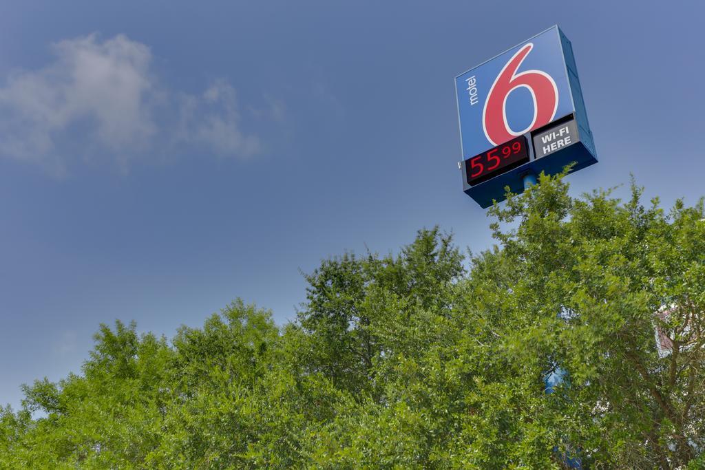Motel 6 Houston, Tx - West Екстериор снимка