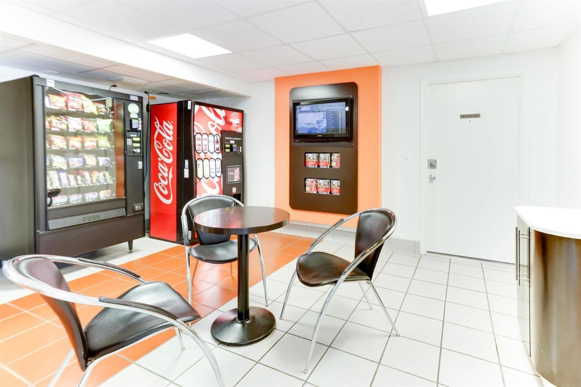 Motel 6 Houston, Tx - West Екстериор снимка