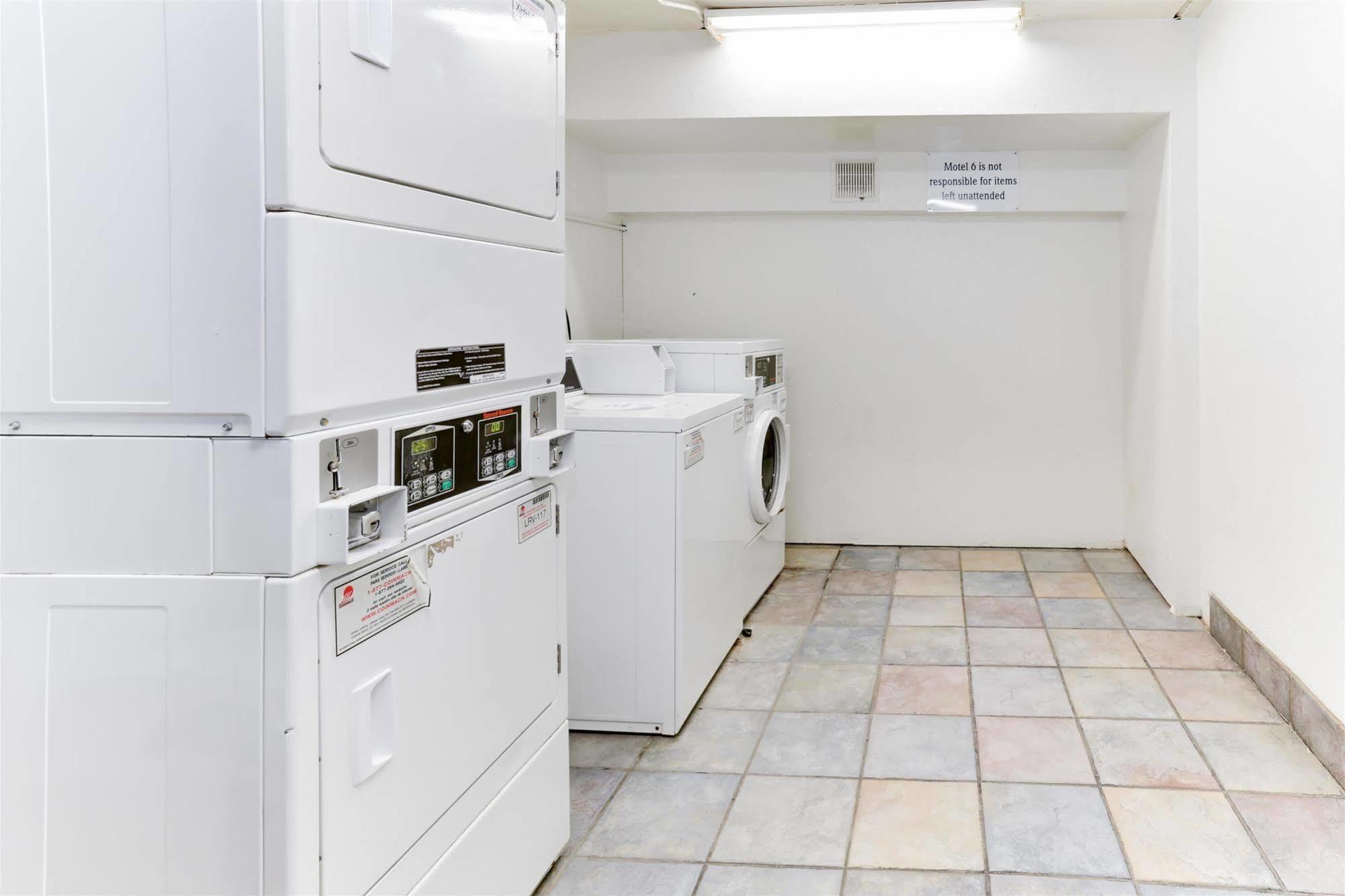 Motel 6 Houston, Tx - West Екстериор снимка