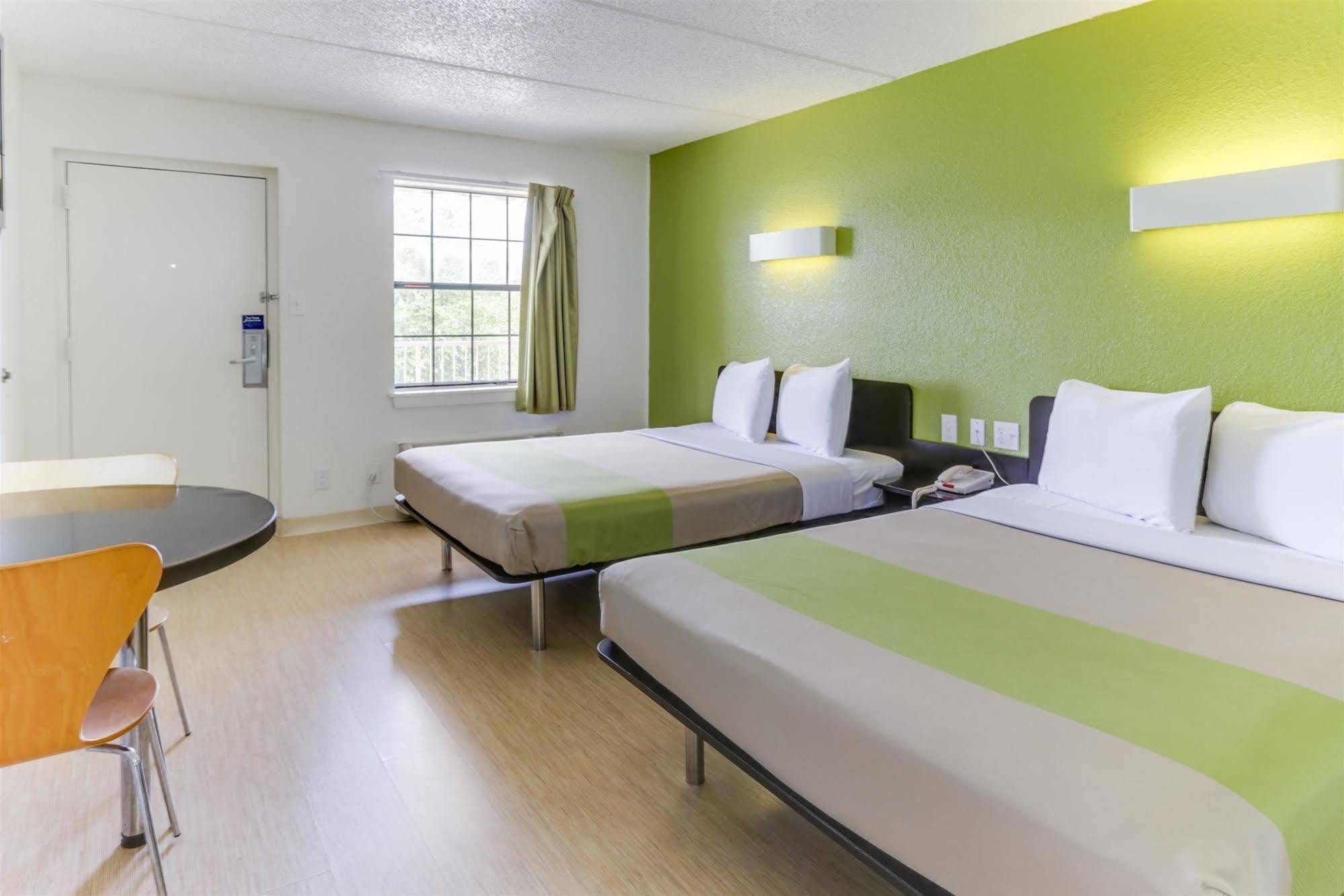 Motel 6 Houston, Tx - West Екстериор снимка