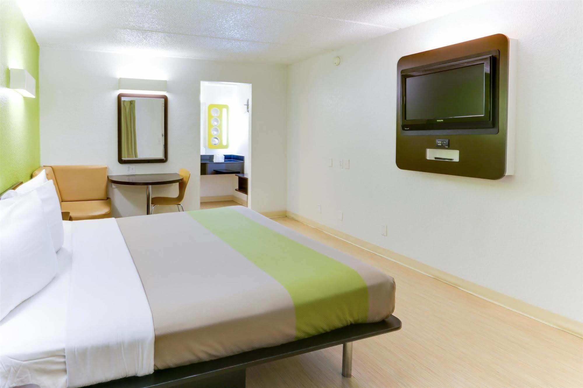 Motel 6 Houston, Tx - West Екстериор снимка