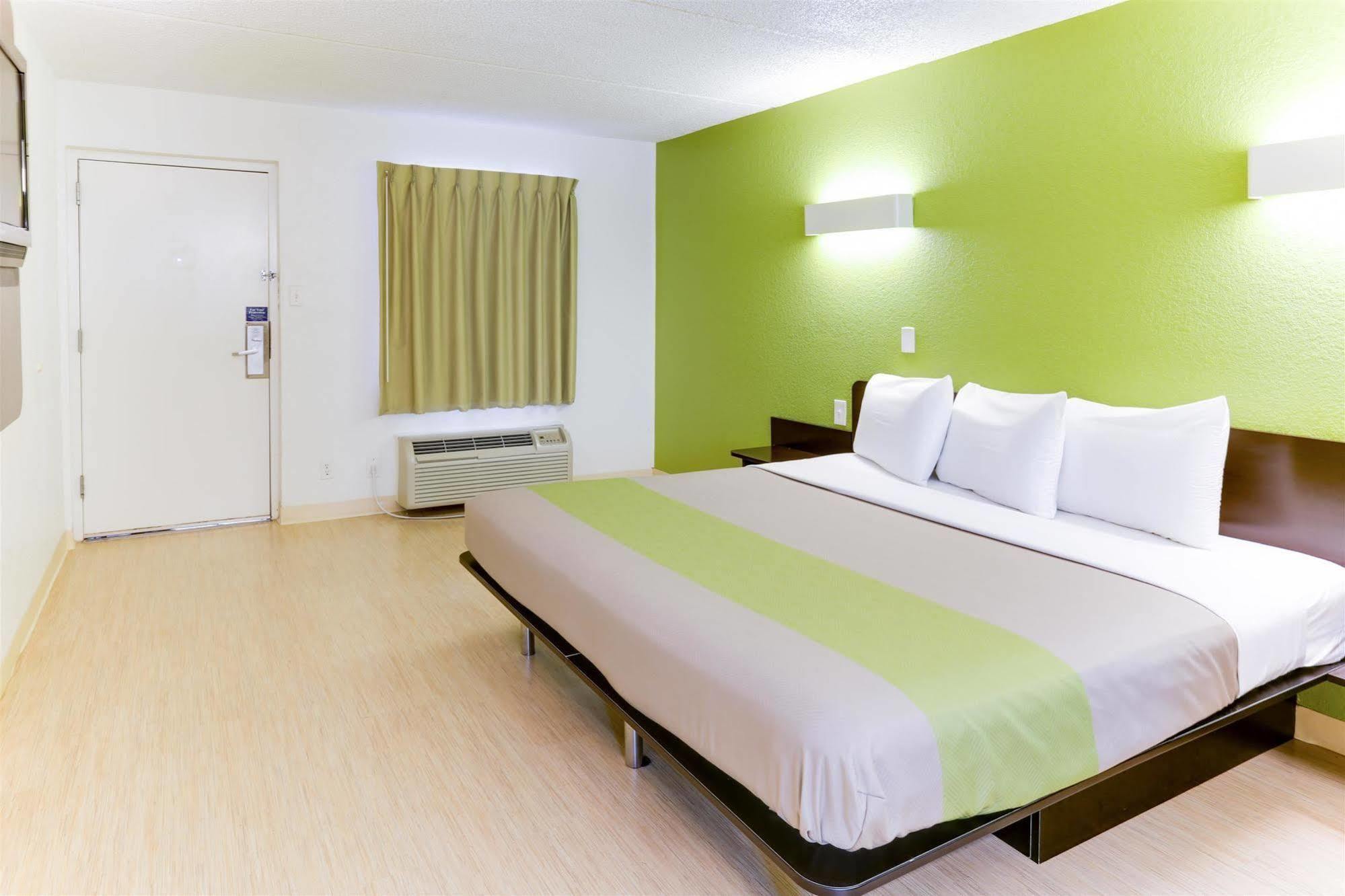 Motel 6 Houston, Tx - West Екстериор снимка
